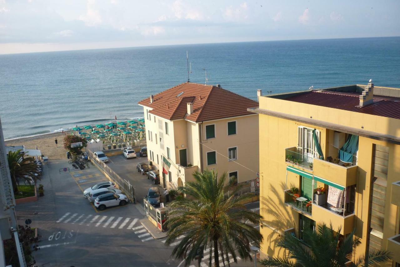 Finalmarina Apartment Finale Ligure Exterior photo